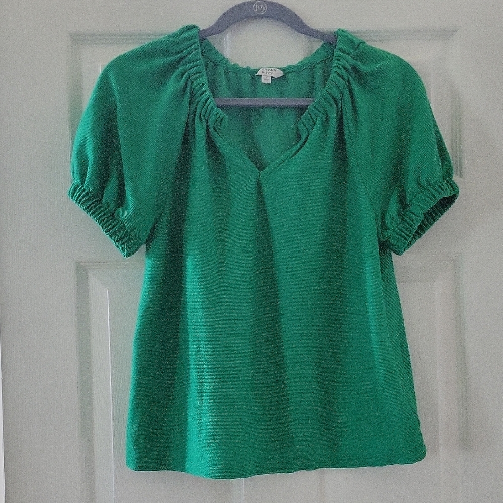 Casual Pullover Green with Gathered Sleeves